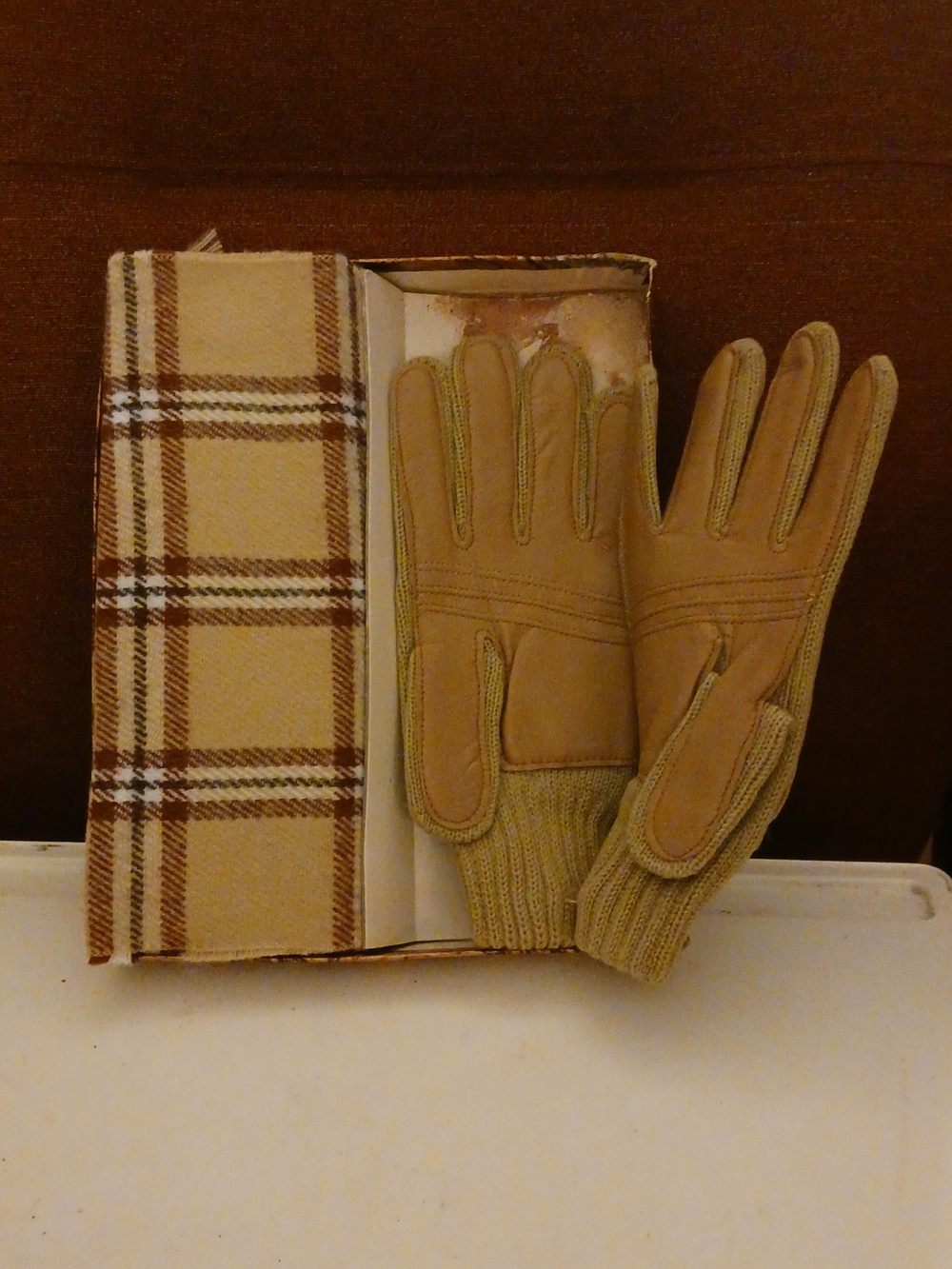 Classic Tan Leather Knit Cuff Gloves - Men